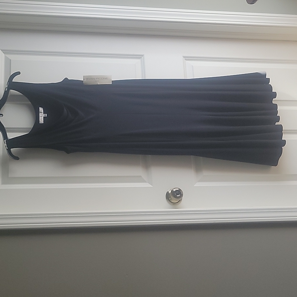Evan Picone black dress